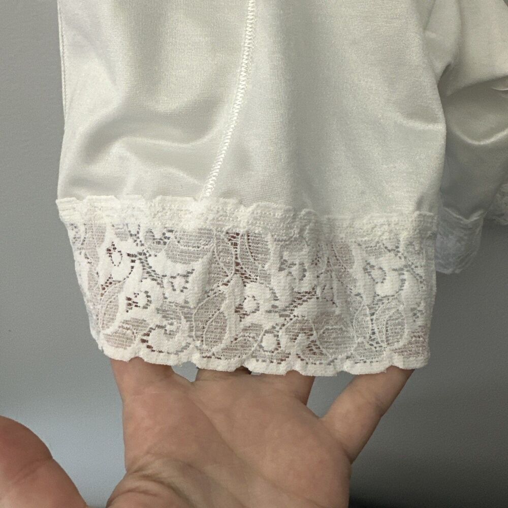 Vintage Hanes Collection Firm Shaping Tummy & Thigh Slimmer White 2X NWT 0345 - Picture 6 of 6